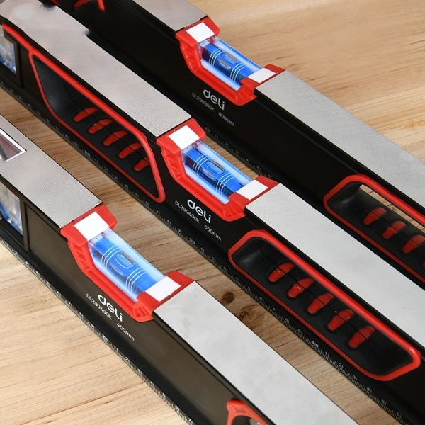 pro-spirit-level-1.jpg